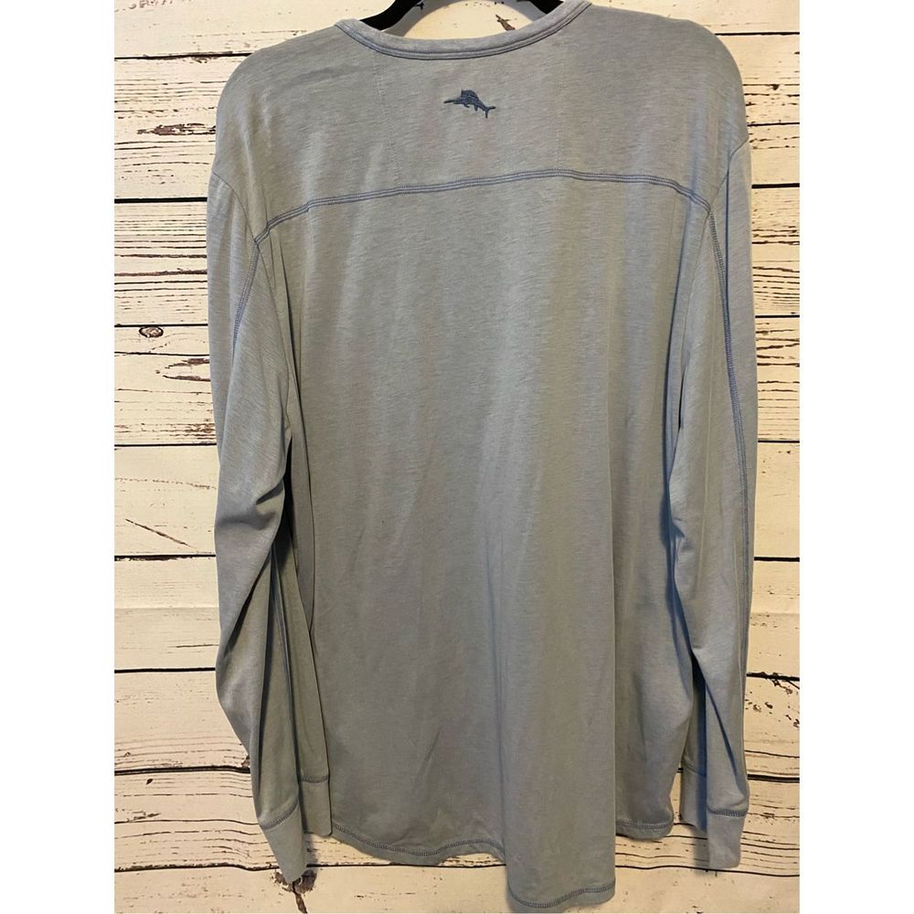 Tommy Bahama Gray Henley Size XL - Picture 5 of 5